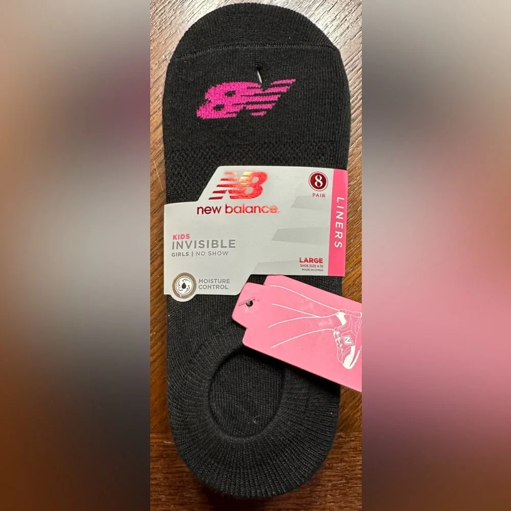 New Balance 8 Pack Girls Black/Pink Invisible No Show Liners NWT Fits sh…